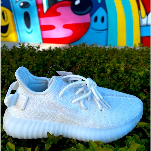 Yeezy Shoes - Yeezy boost 350 Snow White sz 4 Men women Sz 6 CP9366 Adidas